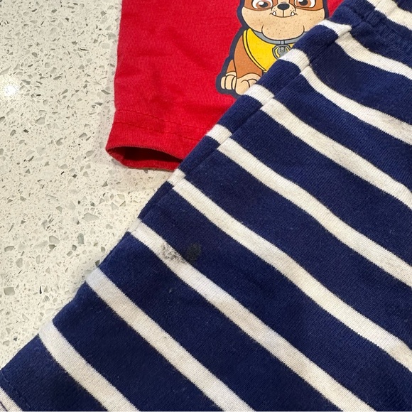 Lot of boys 2T+ clothes Osh Kosh Carters H&M Paw Patrol Baby Yoda Grogu Tie dye - Picture 7 of 13